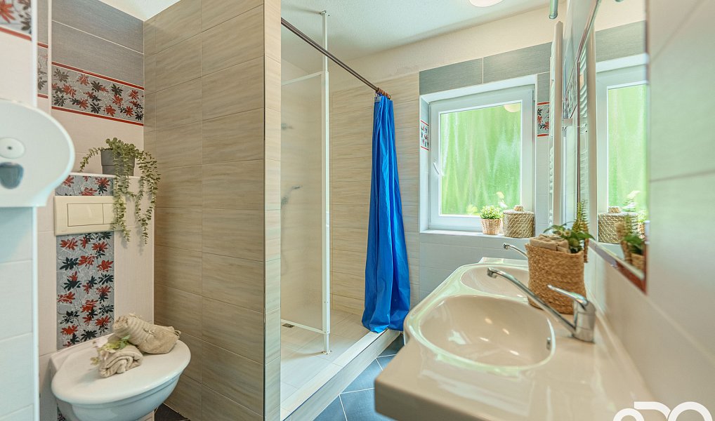Prodej ubytovacího objektu 906 m², Rokytnice nad Jizerou – náhled fotky 48