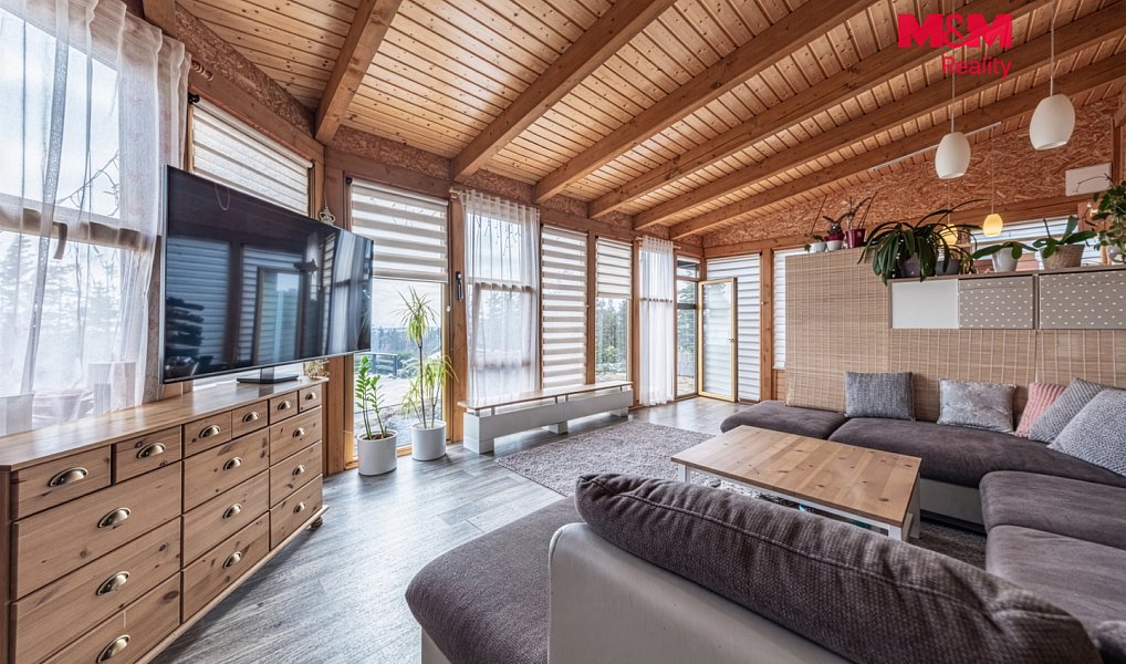 Prodej domu 384 m² s pozemkem 2 948 m², Blatno – náhled fotky 5