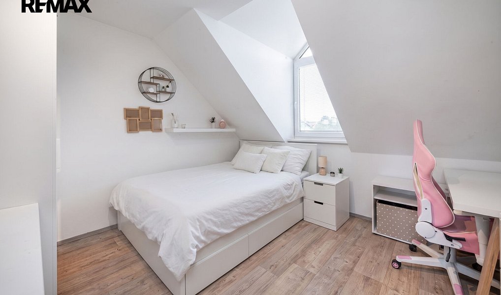 Prodej domu 104 m² s pozemkem 105 m², Líbeznice – náhled fotky 17