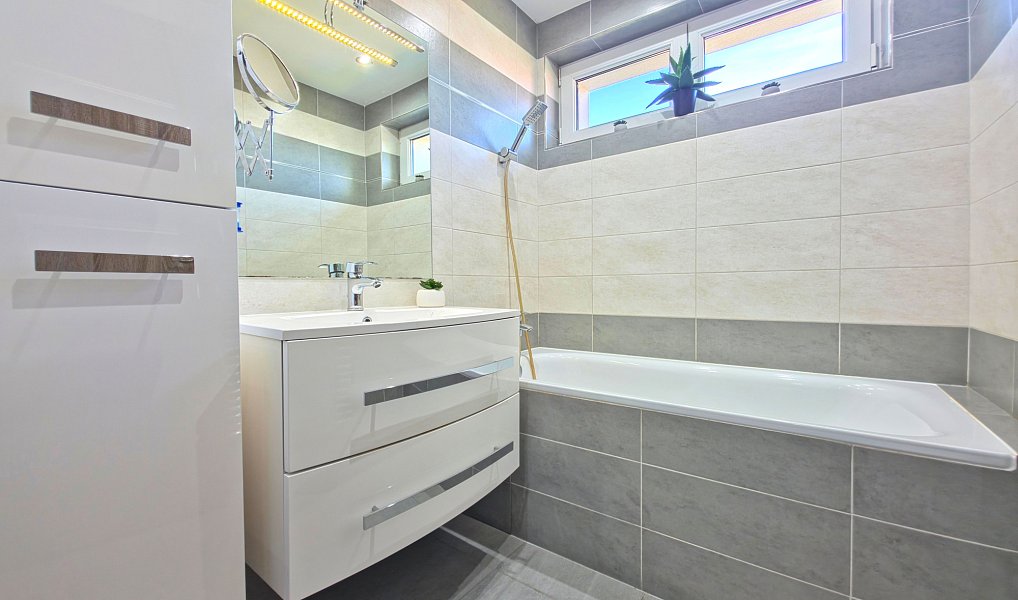 Prodej bytu 3+1 87 m², Pacov – náhled fotky 10