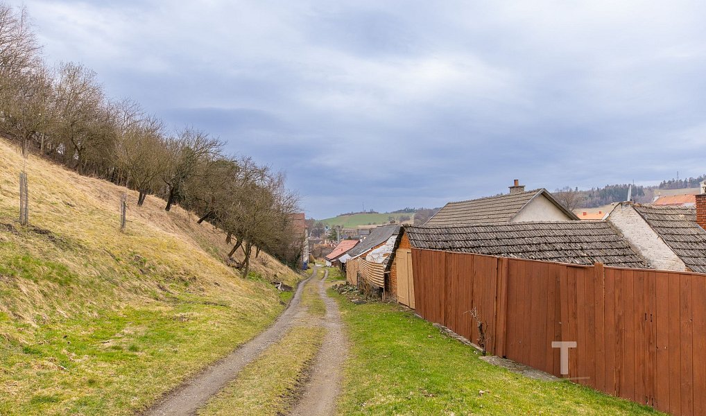Prodej domu 220 m² s pozemkem 229 m², Olešnice – náhled fotky 20