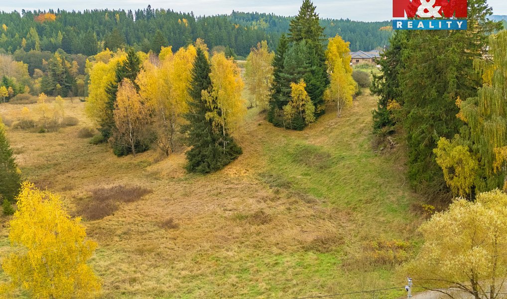 Prodej pozemku 802 m², Pila – náhled fotky 2
