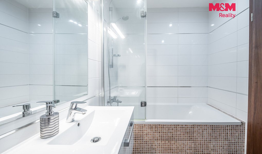 Pronájem bytu 2+kk 60 m², Praha – náhled fotky 6