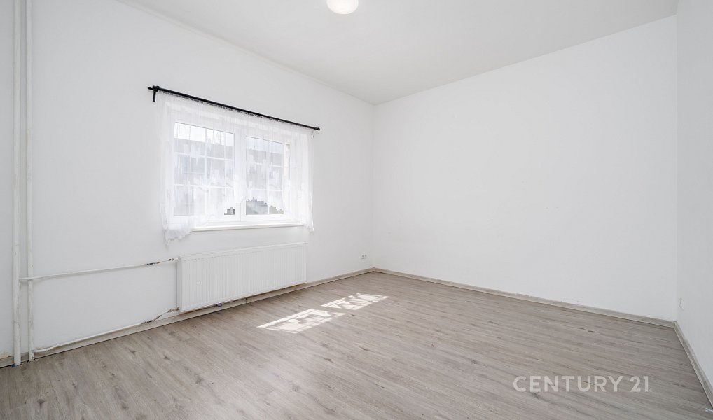 Prodej domu 241 m² s pozemkem 428 m², Chlumec – náhled fotky 23