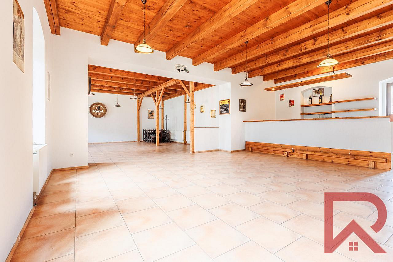 Prodej restaurace 379 m² – fotografie 4