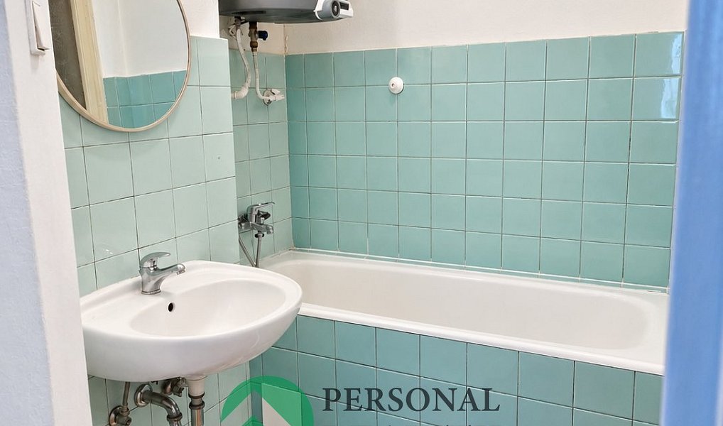 Pronájem bytu 1+kk 28 m², Praha – náhled fotky 3