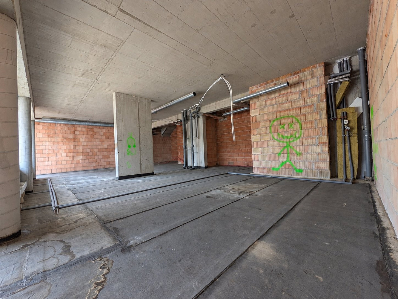 Pronájem obchodních prostor 128 m² – fotografie 3