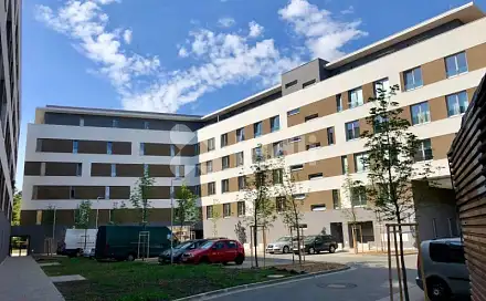 Pronájem bytu 1+kk 32 m², Husova, Pardubice - Bílé Předměstí