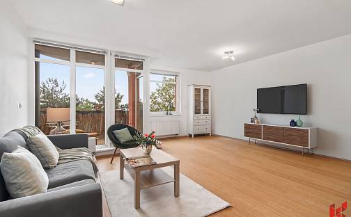 Prodej bytu 2+kk 67 m², Nad Okrouhlíkem, Praha 8 - Libeň