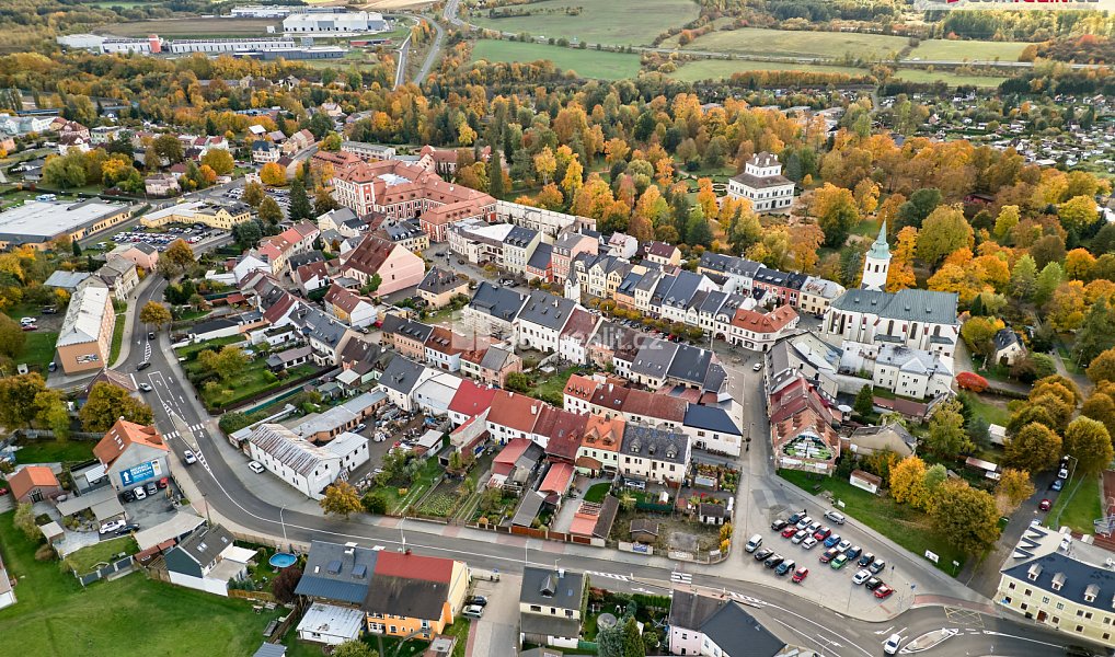 Prodej domu 100 m² s pozemkem 48 m², Ostrov – náhled fotky 23