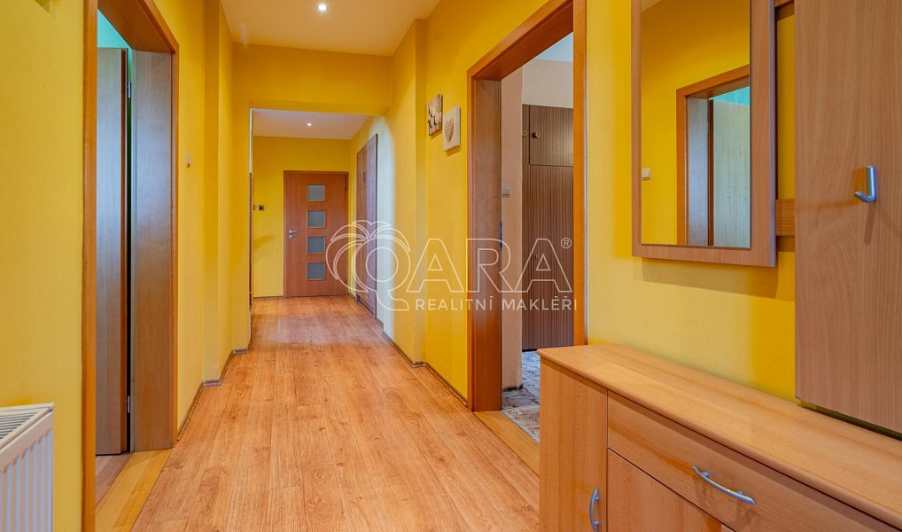 Prodej domu 320 m² s pozemkem 1 701 m², Mořina – náhled fotky 11