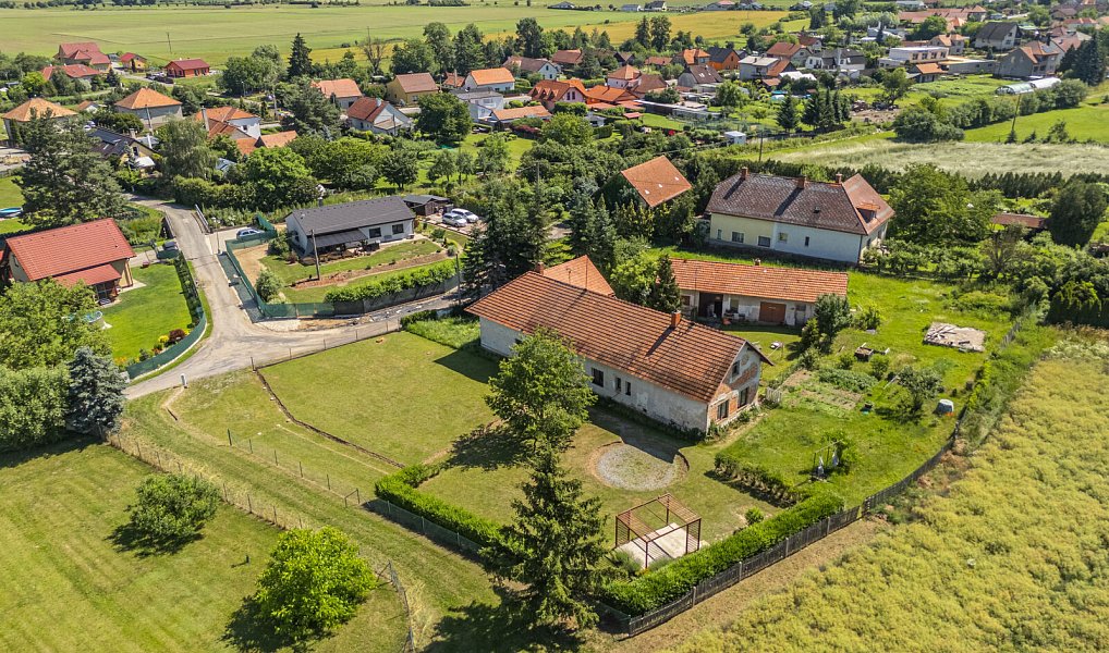Prodej stavebního pozemku 1 064 m², Dolní Ředice – náhled fotky 4