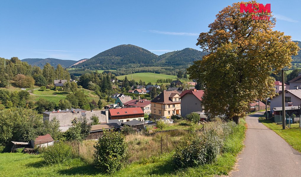 Prodej stavebního pozemku 1 093 m², Bernartice – náhled fotky 4