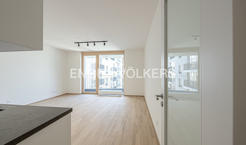 Pronájem bytu 3+kk 87 m², Praha – náhled fotky 2