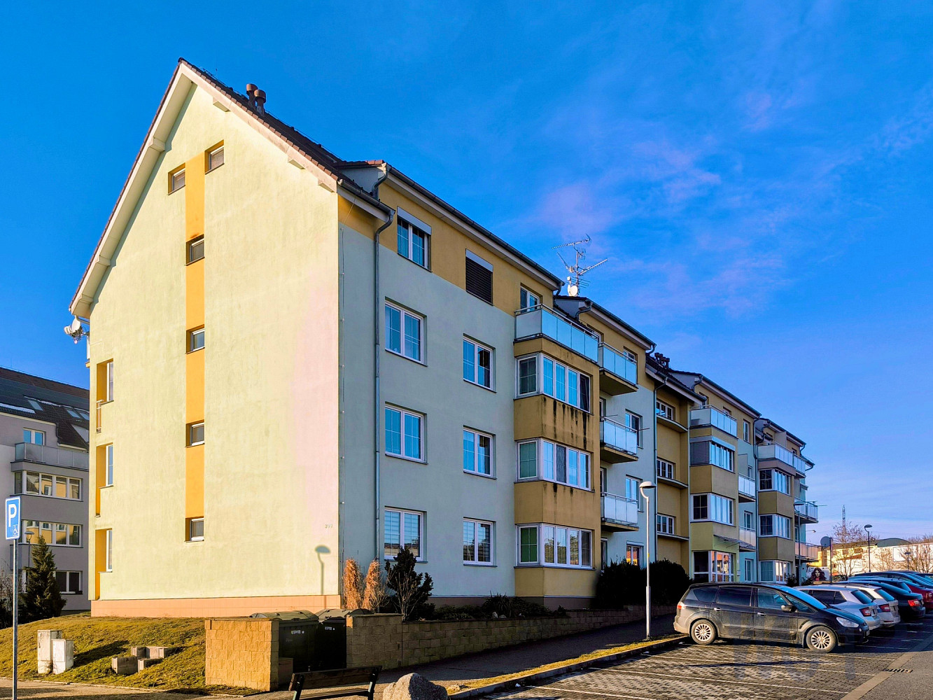 Pronájem bytu 1+kk 38 m²