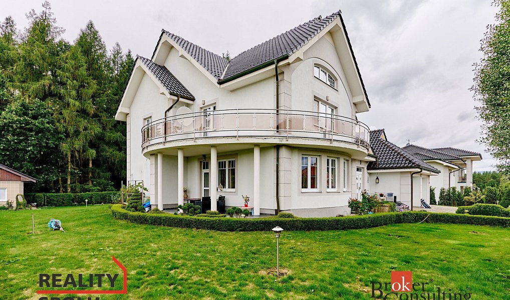 Prodej domu 550 m² s pozemkem 1 400 m², Nová Role – náhled fotky 9