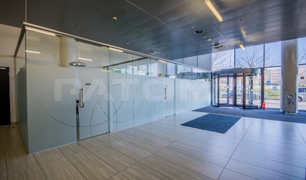 Pronájem kanceláře 2 007 m², Praha – náhled fotky 11