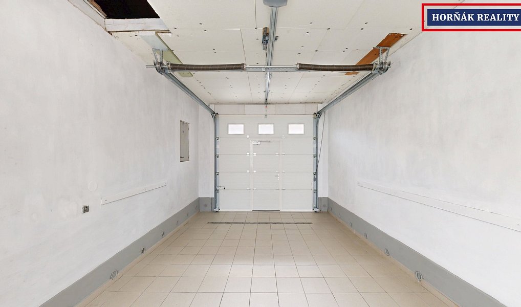 Prodej domu 195 m² s pozemkem 1 242 m², Letonice – náhled fotky 33