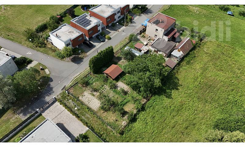 Prodej stavebního pozemku 604 m² — photo 2