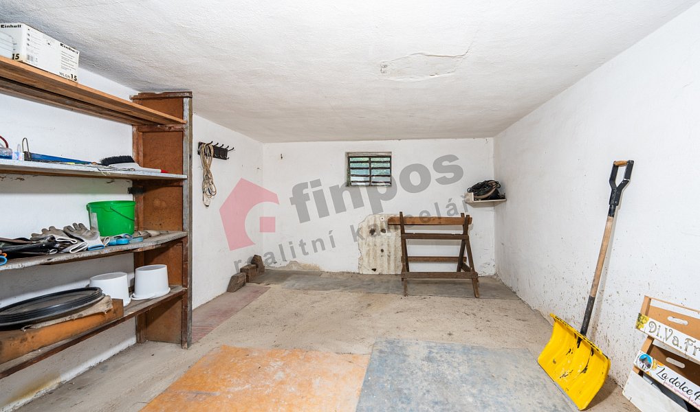 Prodej domu 250 m² s pozemkem 927 m², Kunžak – náhled fotky 30