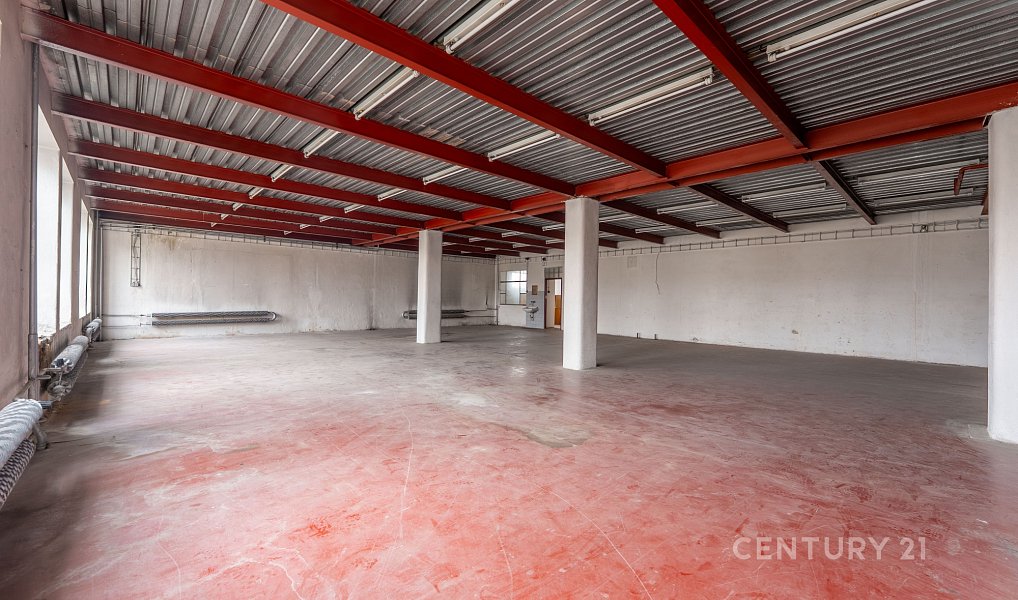 Pronájem skladovacích prostor 700 m², Dolní Bousov – náhled fotky 6