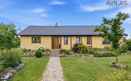 Prodej domu 184 m² s pozemkem 2 893 m², V sadech, Rožmitál pod Třemšínem, okres Příbram