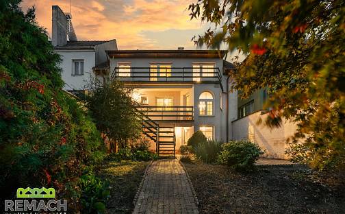 Prodej domu 220 m² s pozemkem 1 950 m², Traplice, okres Uherské Hradiště