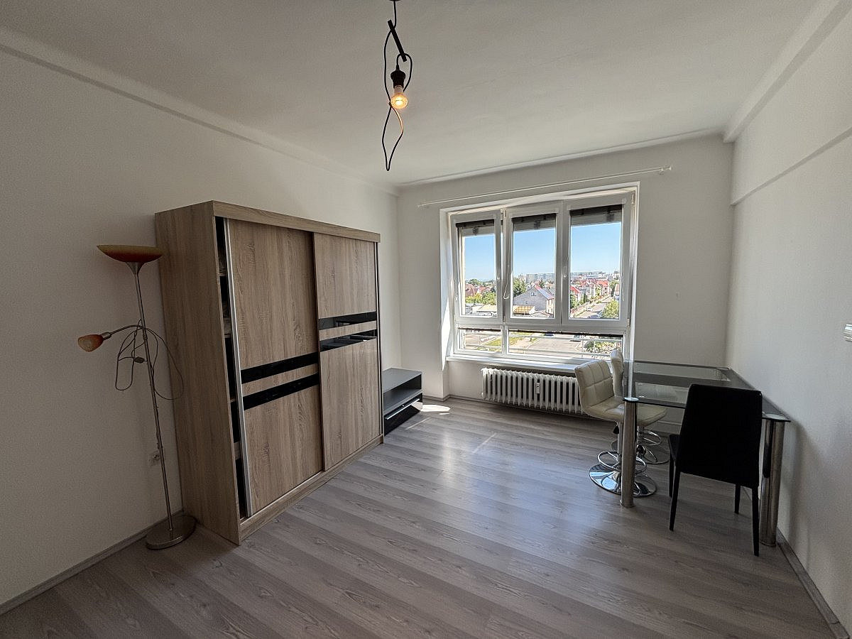 Pronájem bytu 2+1 55 m² – fotografie 2