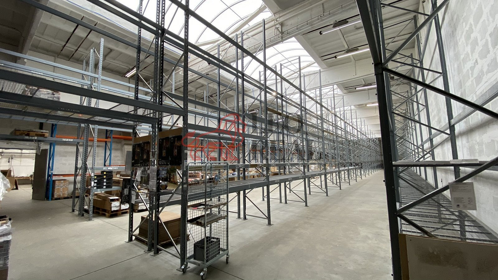 Pronájem skladovacích prostor 2 170 m² – fotografie 5