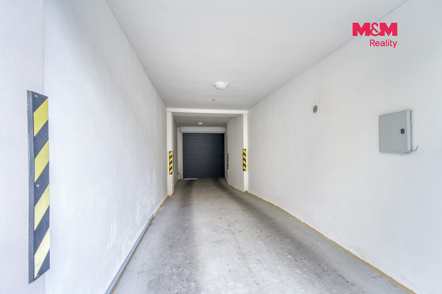 Pronájem garážového stání, 15 m2, Plzeň, ul. Karlova – fotografie 2