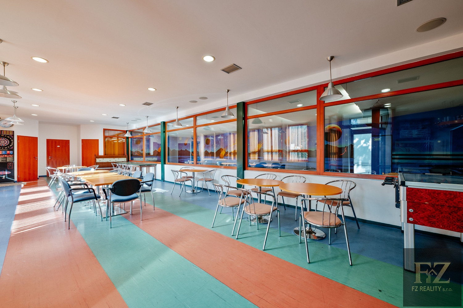 Prodej komerčního objektu (jiného typu) 308 m² – fotografie 5