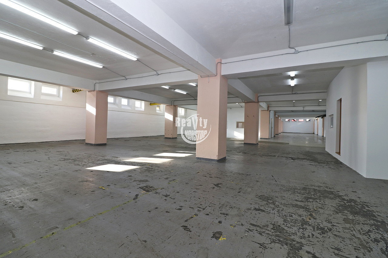 Pronájem skladovacích prostor 766 m² – fotografie 2