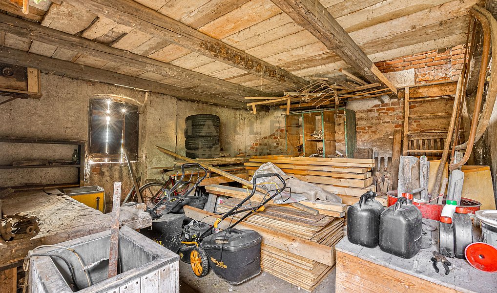 Prodej domu 400 m² s pozemkem 1 899 m², Cítov – náhled fotky 34