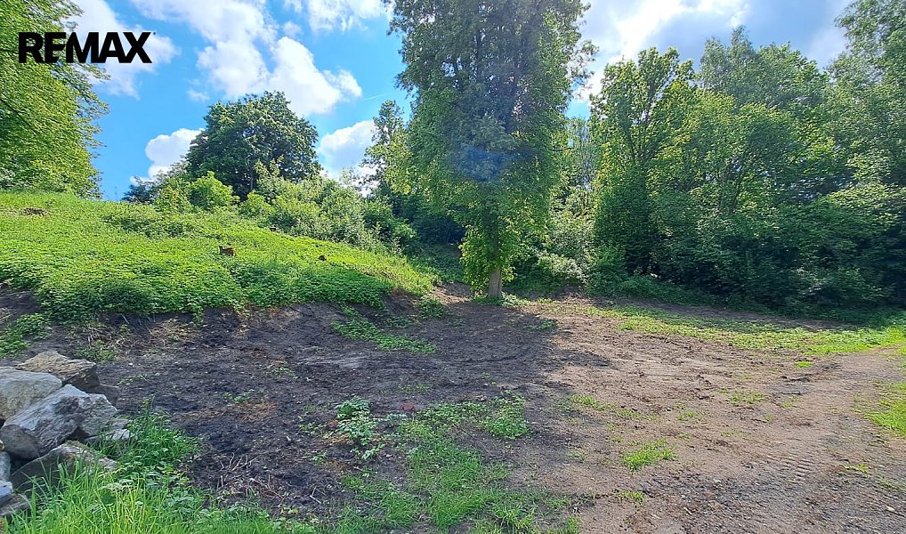 Prodej stavebního pozemku 1 410 m², Zákupy – náhled fotky 15