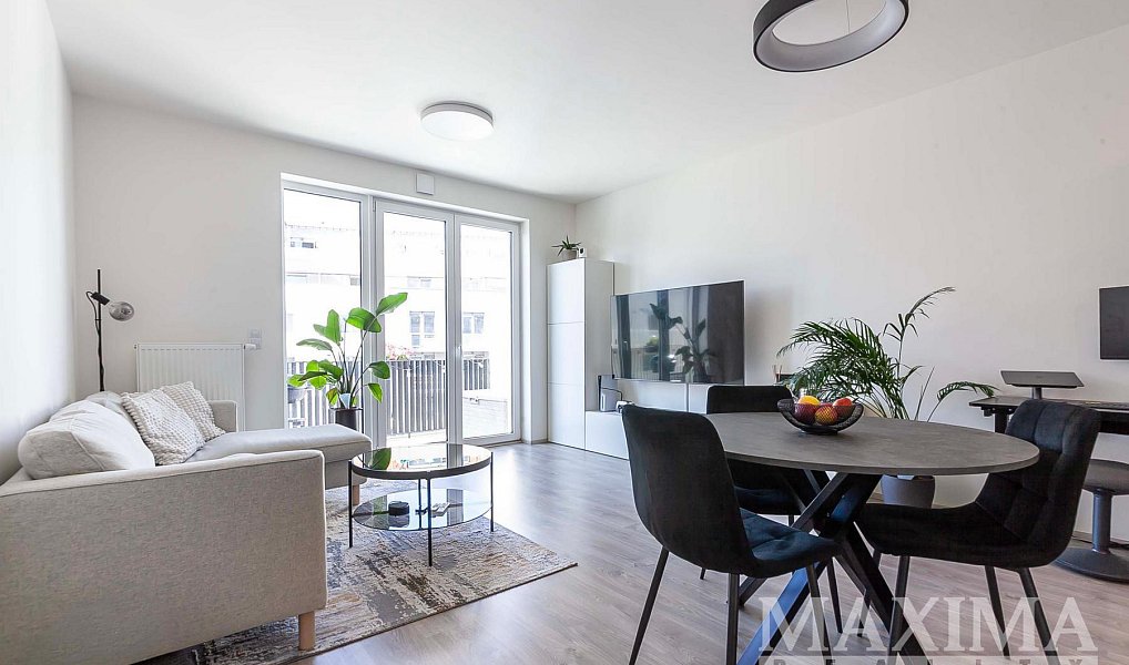 Pronájem bytu 2+kk 50 m², Kladno – náhled fotky 8