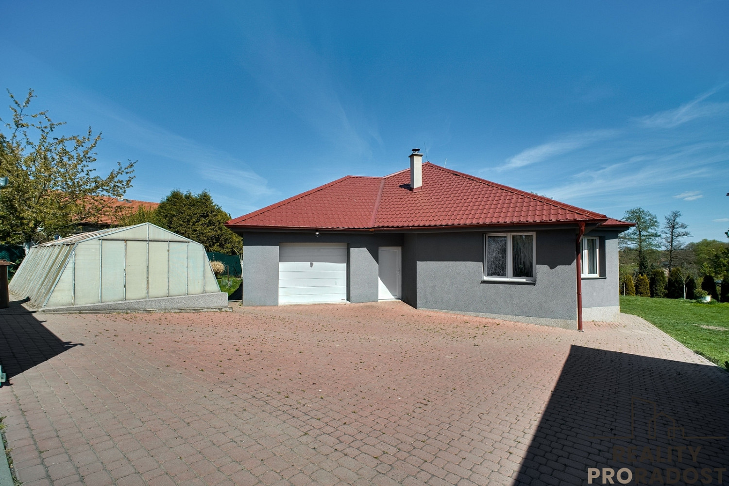 Prodej domu 168 m² s pozemkem 1 609 m²