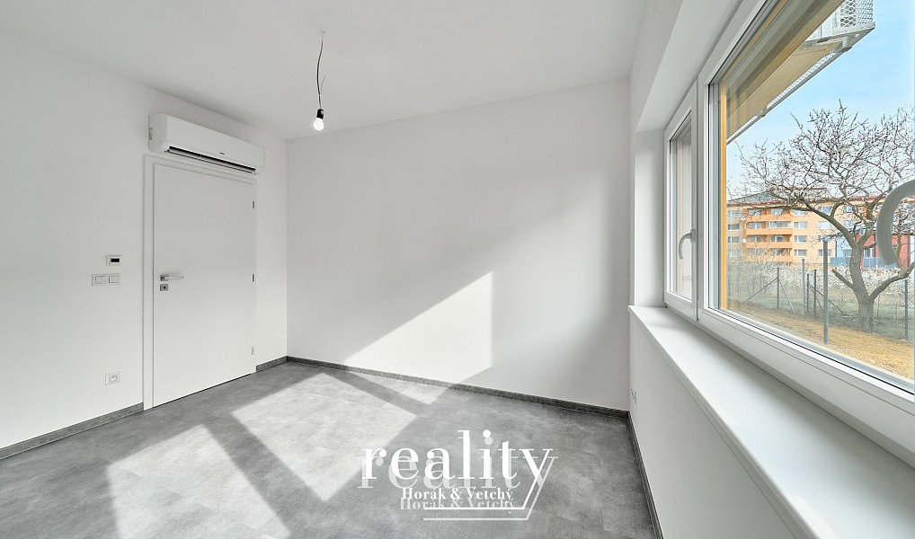 Pronájem bytu 3+kk 80 m², Znojmo – náhled fotky 11