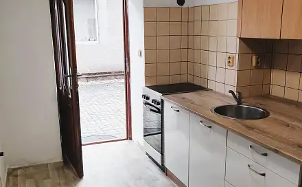 Pronájem bytu 2+kk 45 m², Šípkova, Lázně Bohdaneč, okres Pardubice
