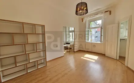 Pronájem bytu 1+kk 43 m², Ortenovo náměstí, Praha 7 - Holešovice