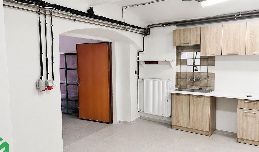 Pronájem výrobních prostor 96 m², Praha – fotka 1 z 4