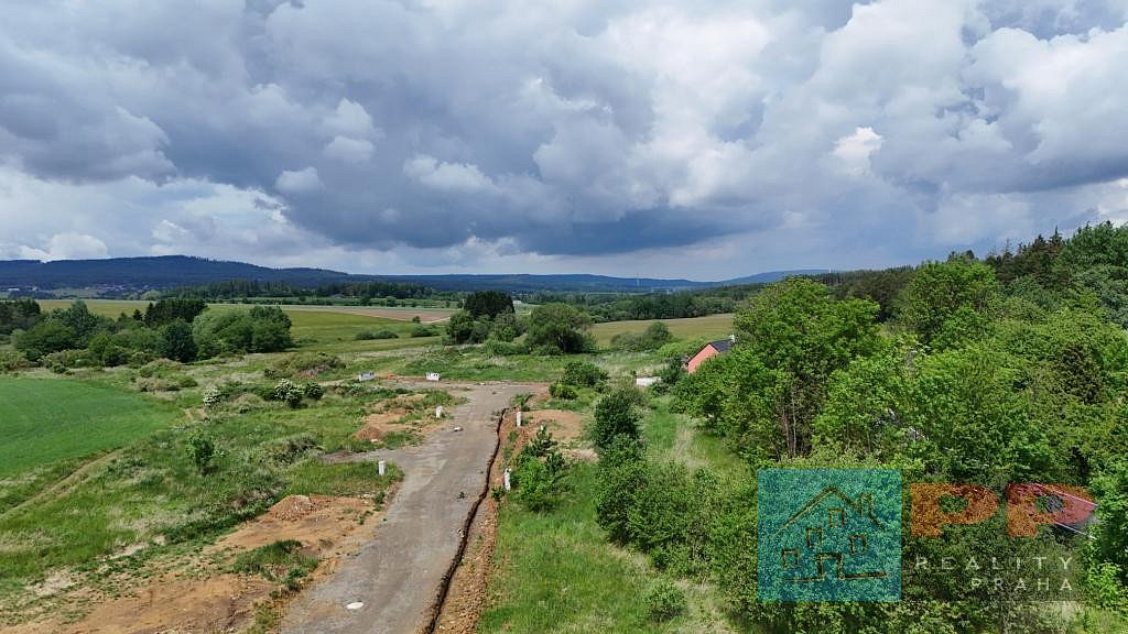 Prodej stavebního pozemku 968 m² - Więcej