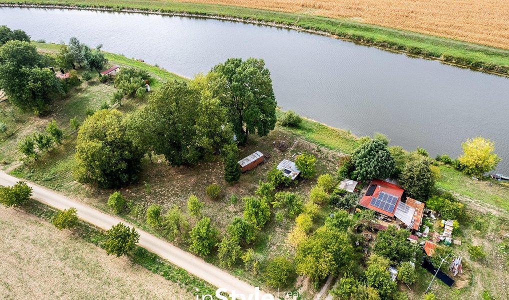 Prodej zahrady 1 689 m², Uherský Ostroh – náhled fotky 15