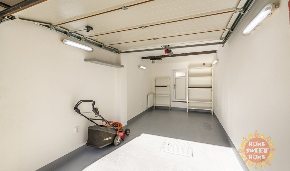 Prodej domu 320 m² s pozemkem 400 m², Praha – náhled fotky 15