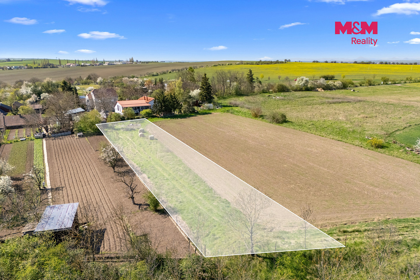 Prodej stavebního pozemku 1 468 m² – fotografie 2
