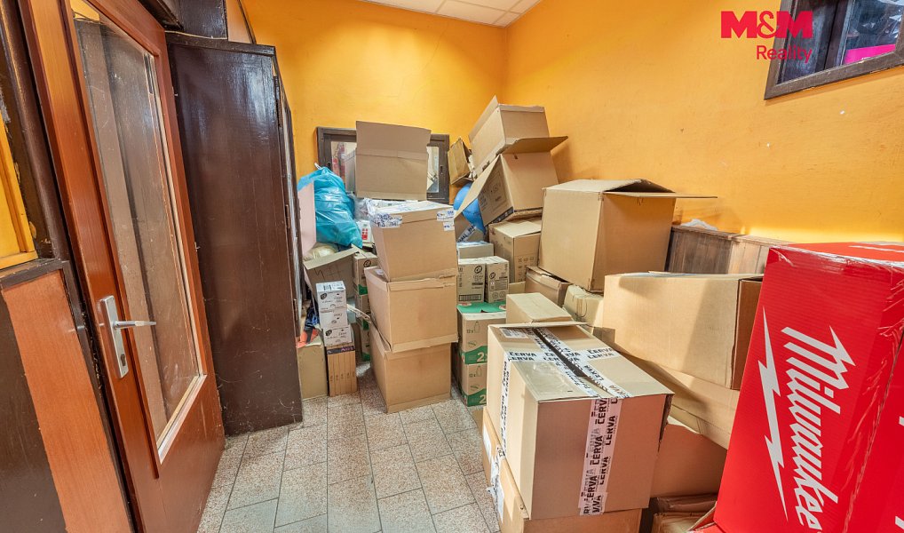 Prodej obchodních prostor 87 m², Kladno – náhled fotky 4