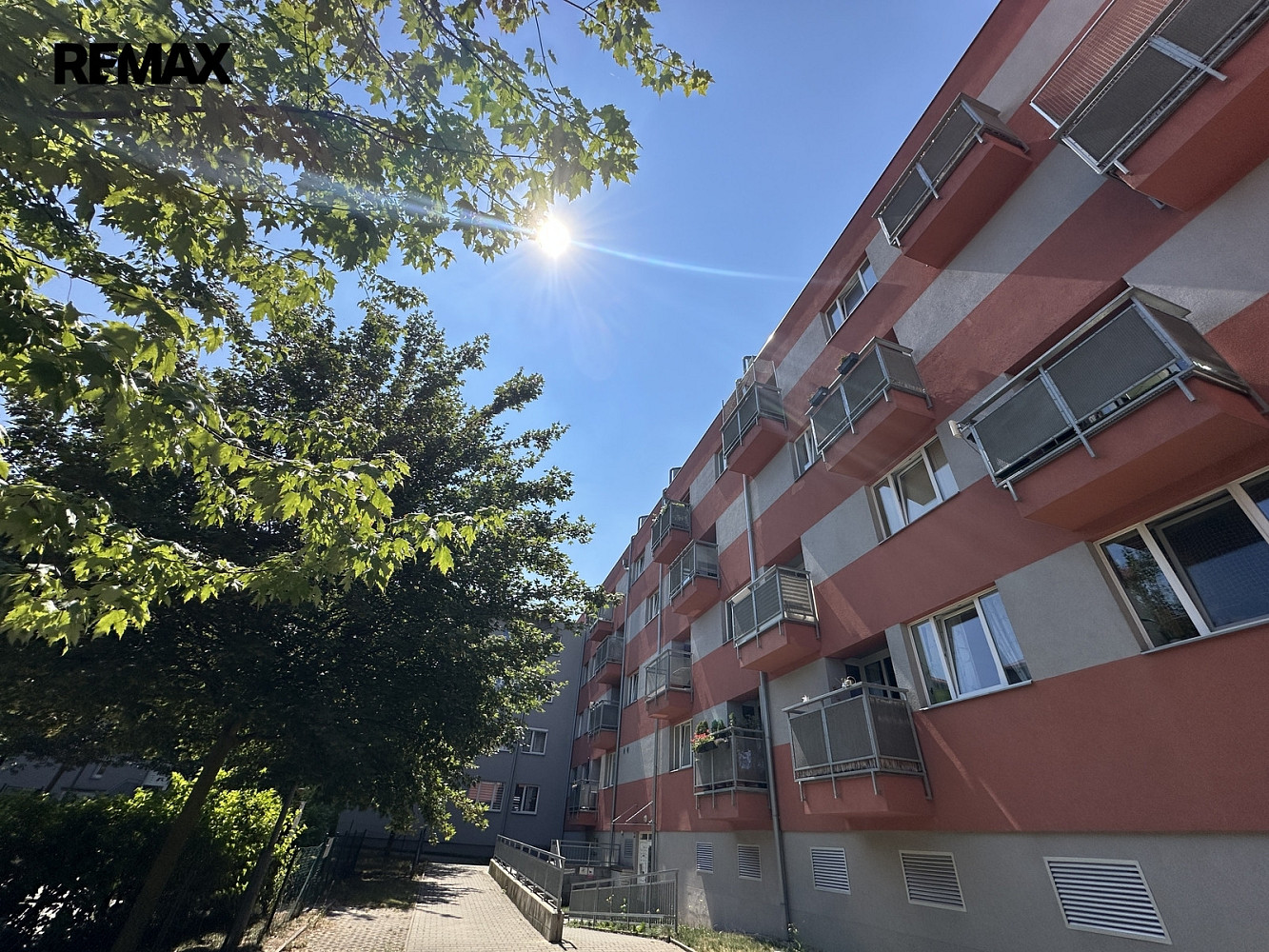 Pronájem bytu 2+kk 52 m²