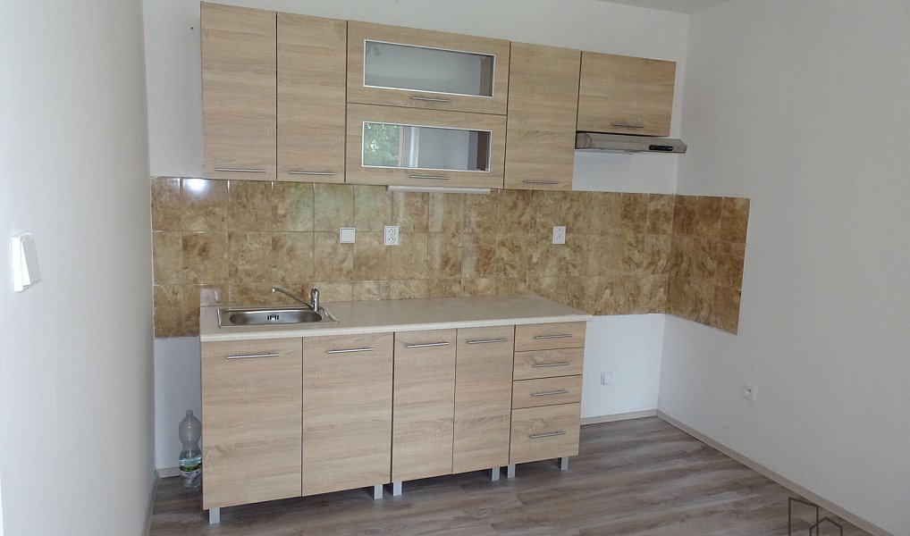 Prodej domu 78 m² s pozemkem 275 m², Újezd u Přelouče – náhled fotky 2