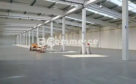 Pronájem skladovacích prostor 2 400 m², Kuřim, okres Brno-venkov