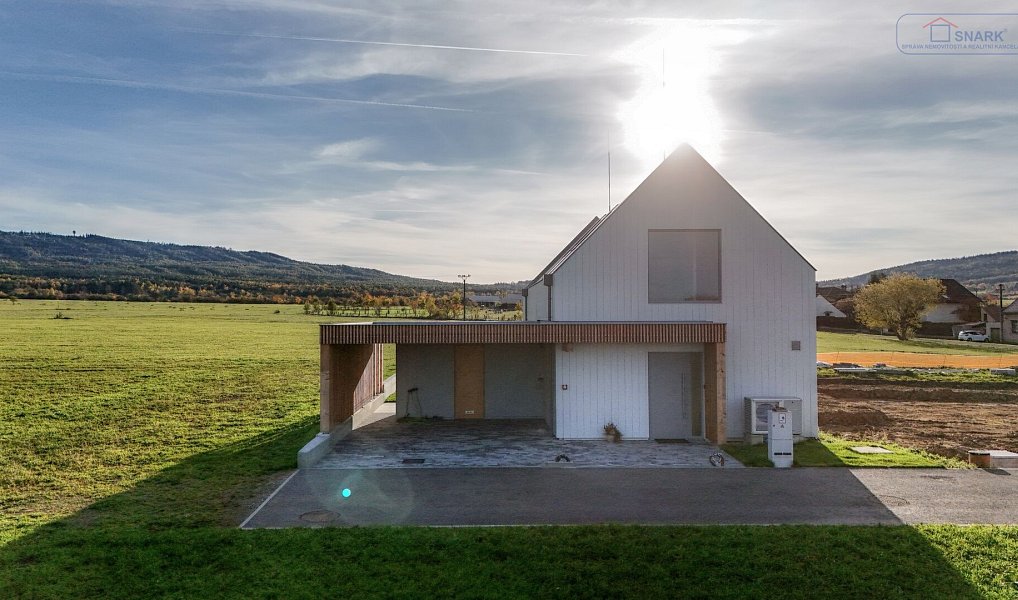 Prodej domu 179 m² s pozemkem 430 m², Hostomice – náhled fotky 33