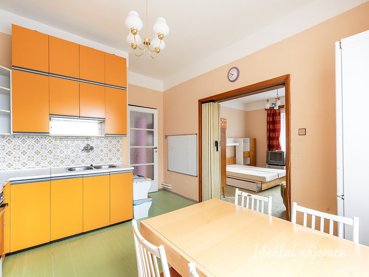 Pronájem bytu 2+1 65 m² – fotografie 3